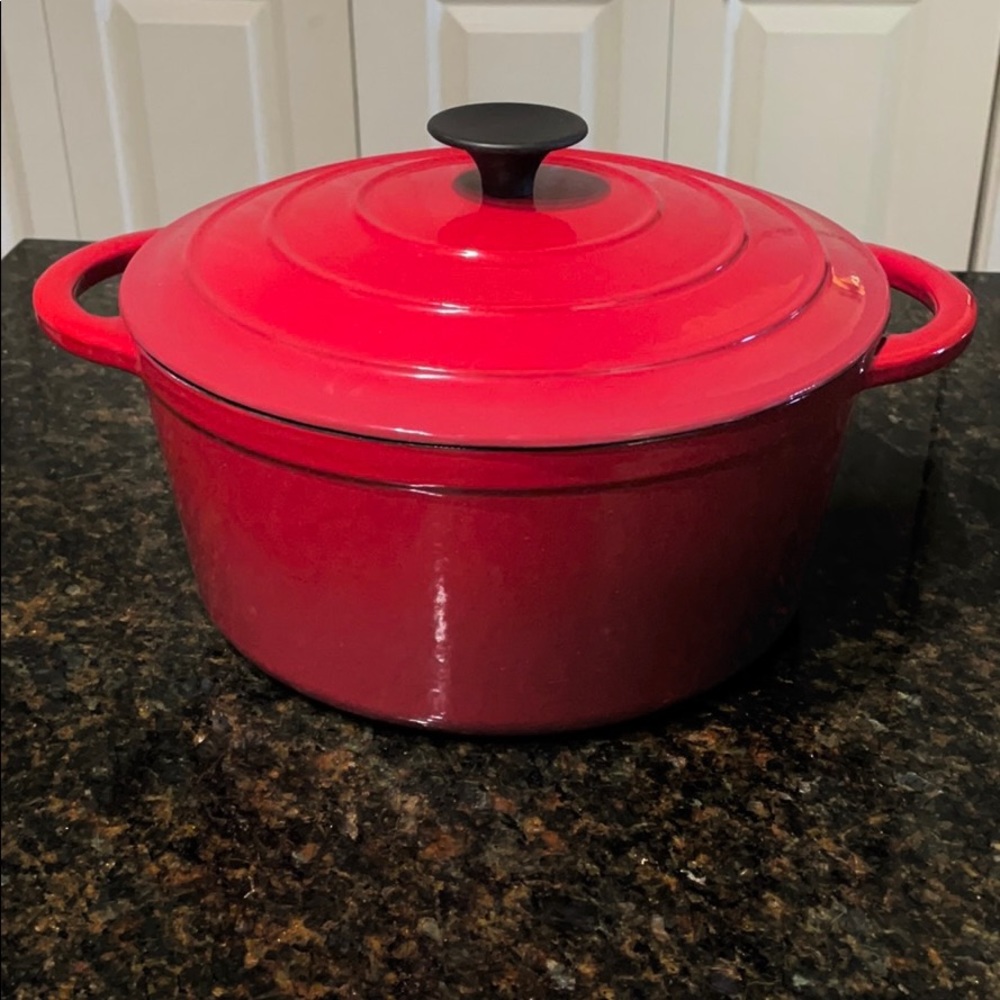 Cocinaware 5.2qt Enamel Cast Iron Dutch Oven